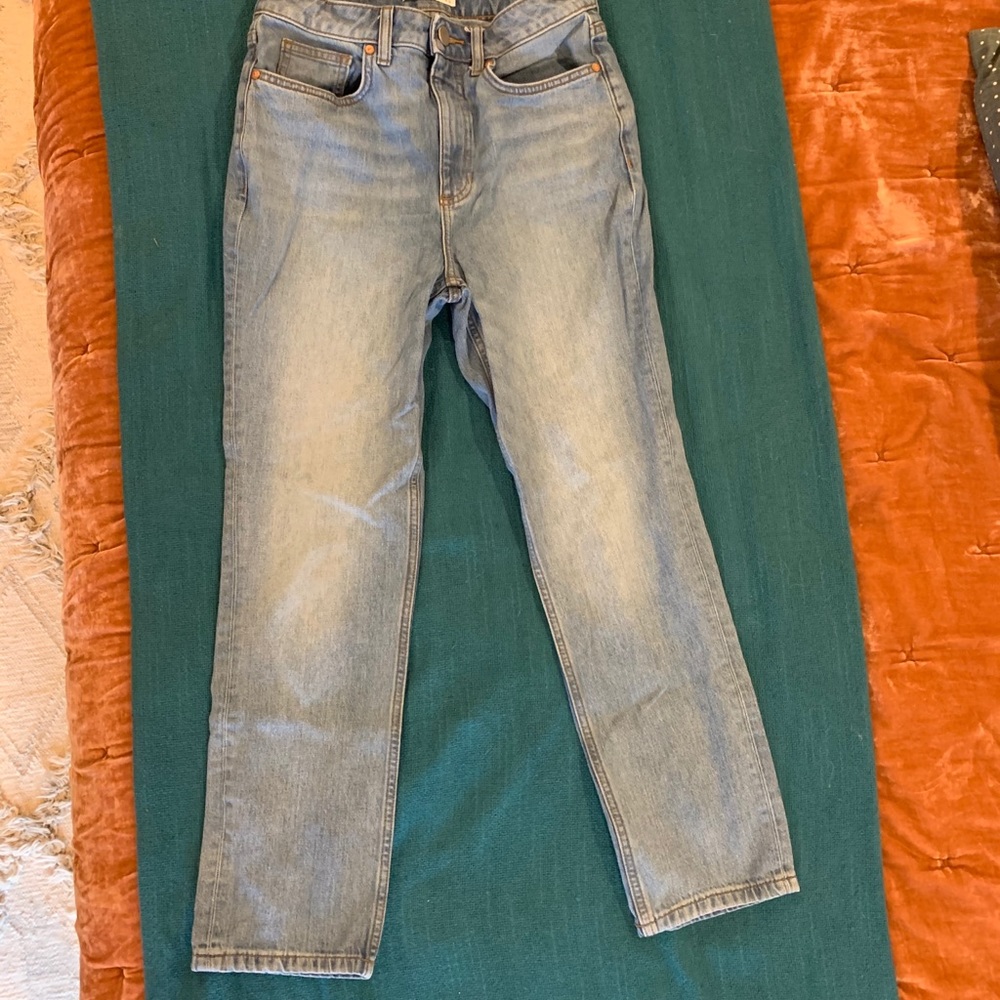 Elizabeth and James Jeans